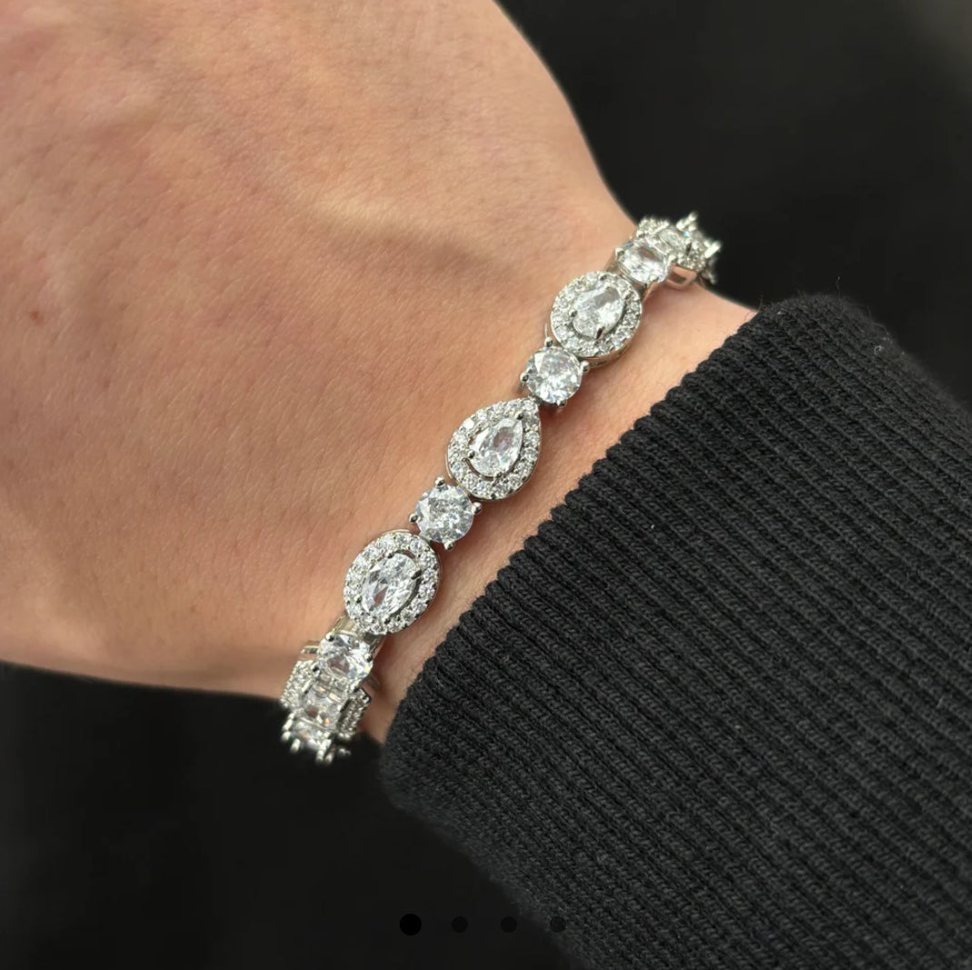 Bracelet cubique en forme de goutte de pluie