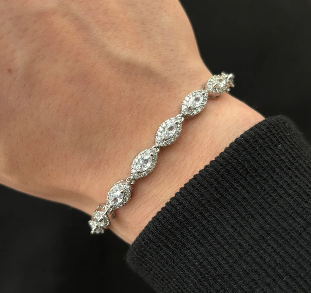 Eye Crystal Bracelet