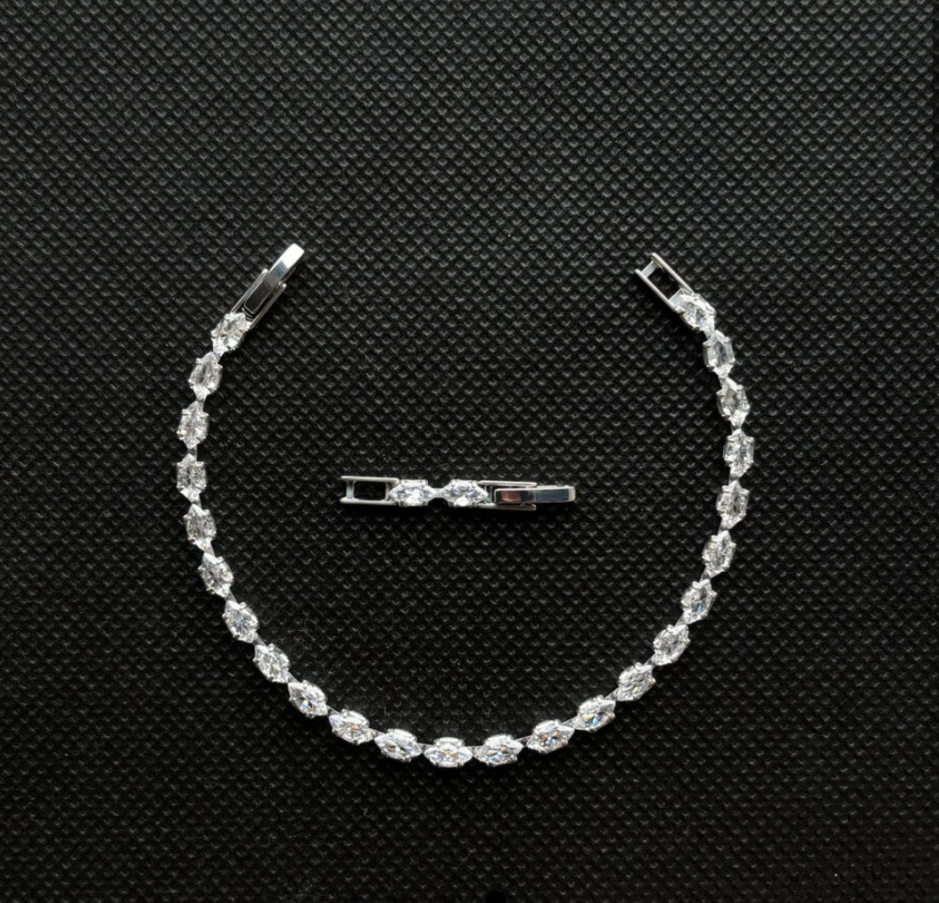 Tiny Crystal Bracelet