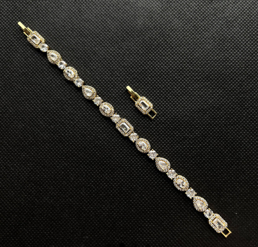 Cubic Bracelet Gold
