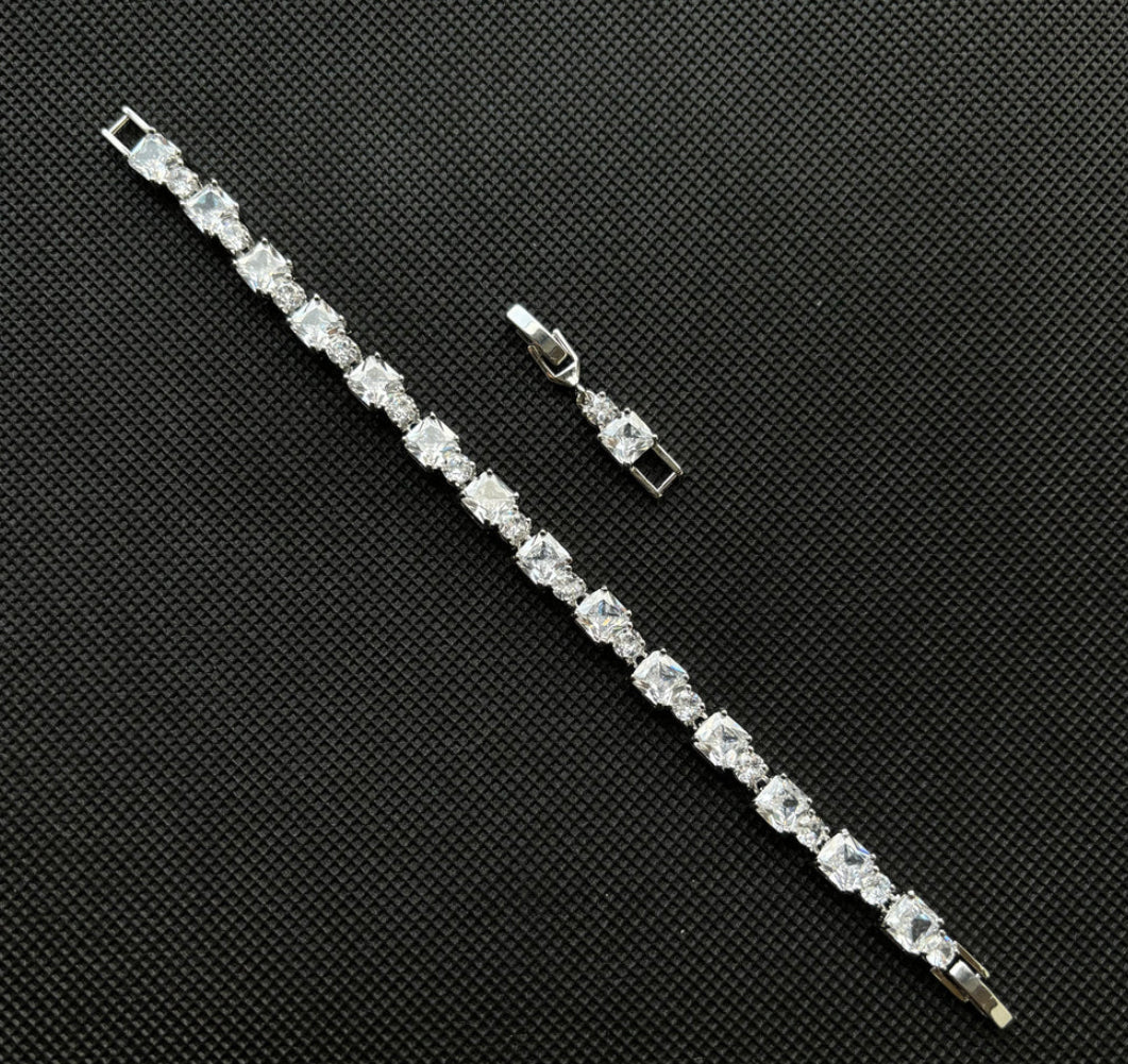 Bracelet carré en cristal